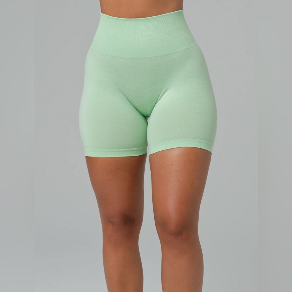 Inaka light green shorts size XS preowned